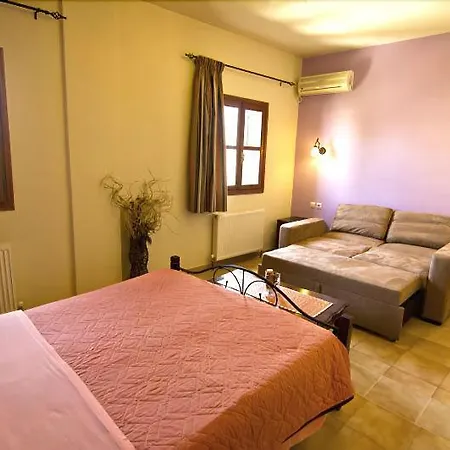 Minos Πανσιόν