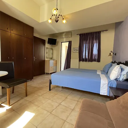 Minos Πανσιόν 3*