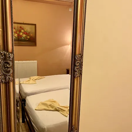 Minos Πανσιόν