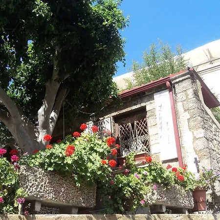 Konukevi Minos Rhodes City