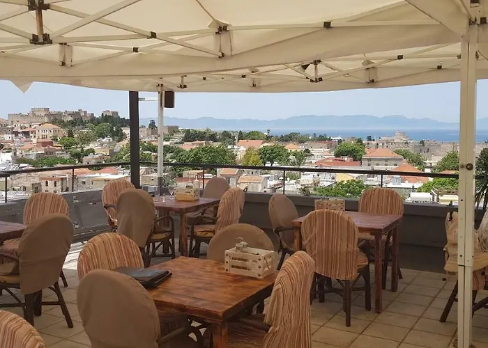 Minos Konukevi Rhodes City